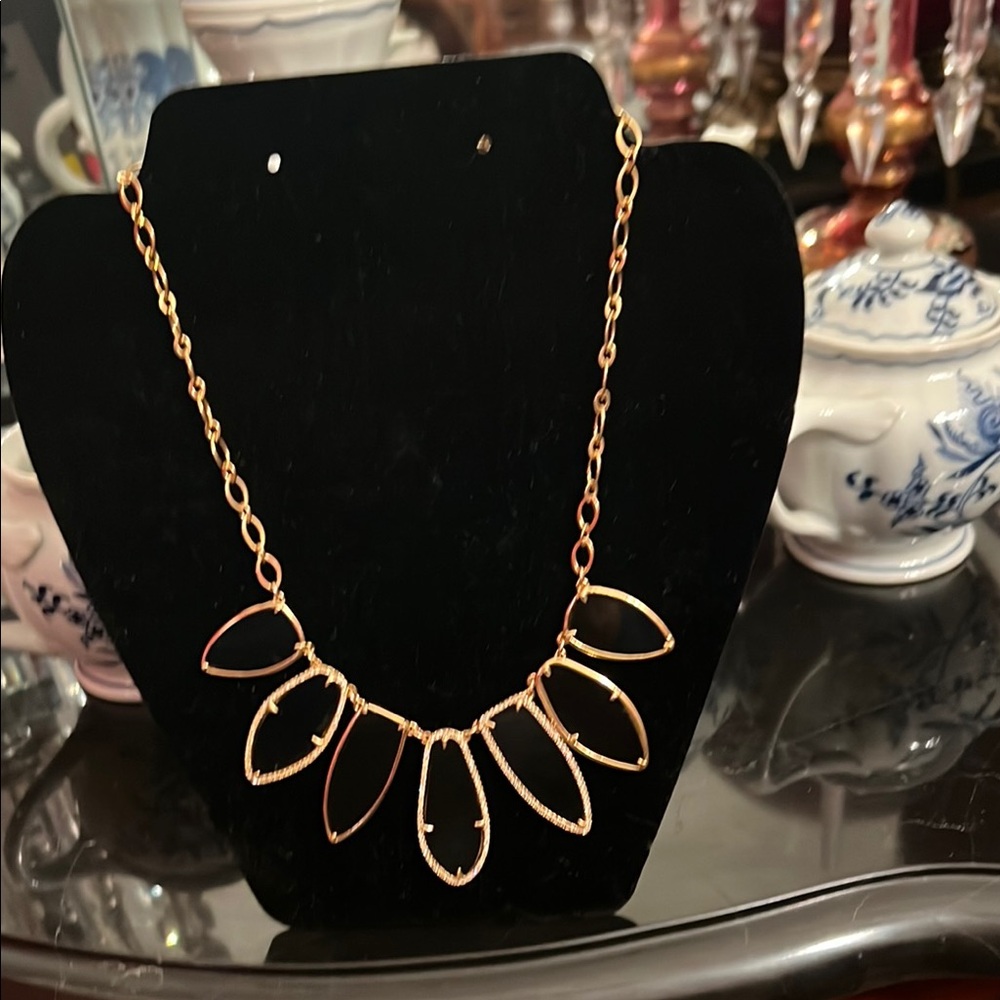 Stella & Dot Gold Leaf Necklace